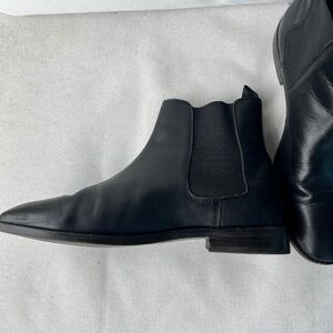 Chelsea boots
